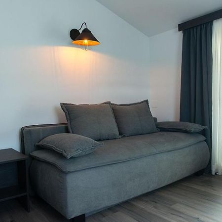 Bed & Breakfast Dosen II บัชกา ภายนอก รูปภาพ