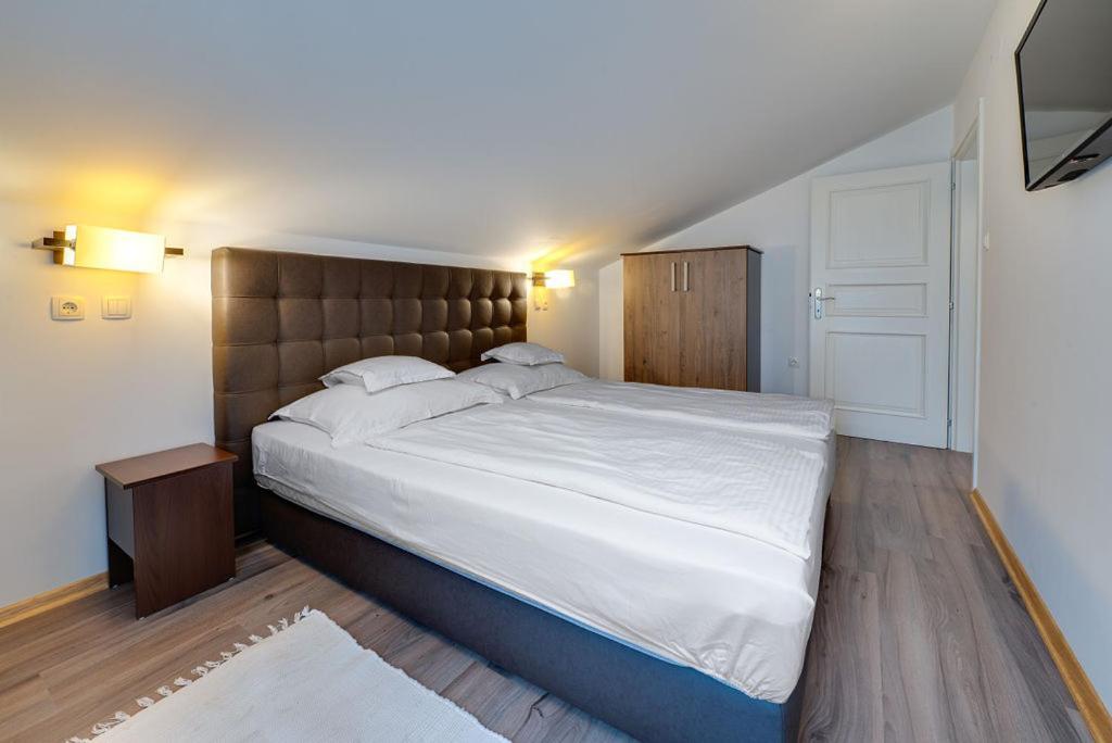 Bed & Breakfast Dosen II บัชกา ภายนอก รูปภาพ